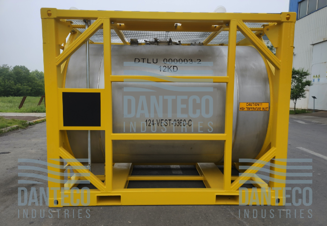 Navigate the offshore with safety and reliability, choose our DNV 2.7-1 Offshore Tank Container